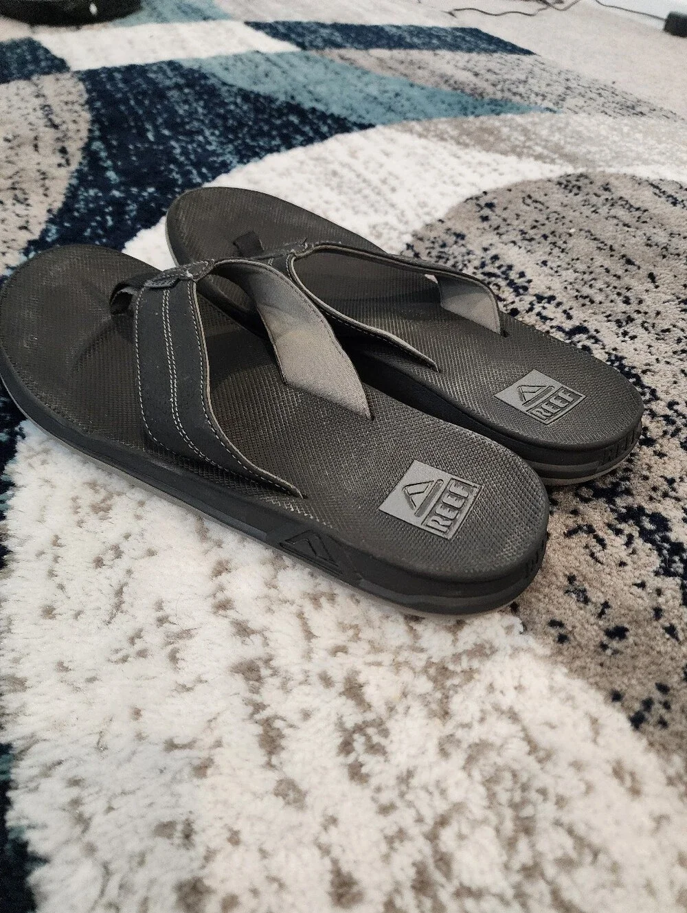 REEF Element TQT Men's Flip Flop Sandals  Bottle Opener Black Size 11 Beachy